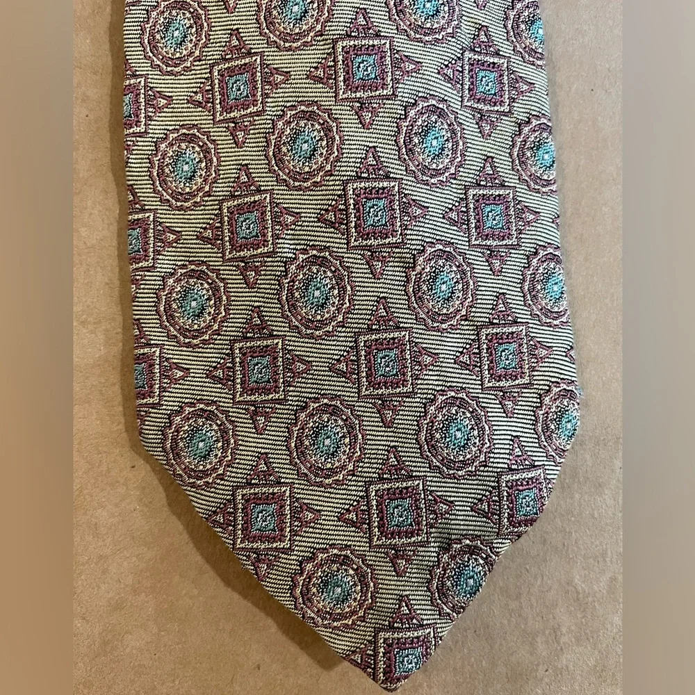 Polo Ralph Lauren Hand‎ Made In USA Vintage Jacquard Medallion Print Silk Tie